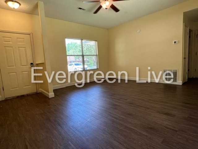 105 Viola Ct - Photo 3 of 18