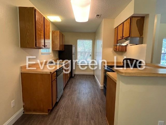 105 Viola Ct - Photo 6 of 18