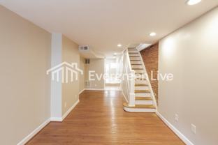 512 S Port St - Photo 1 of 1