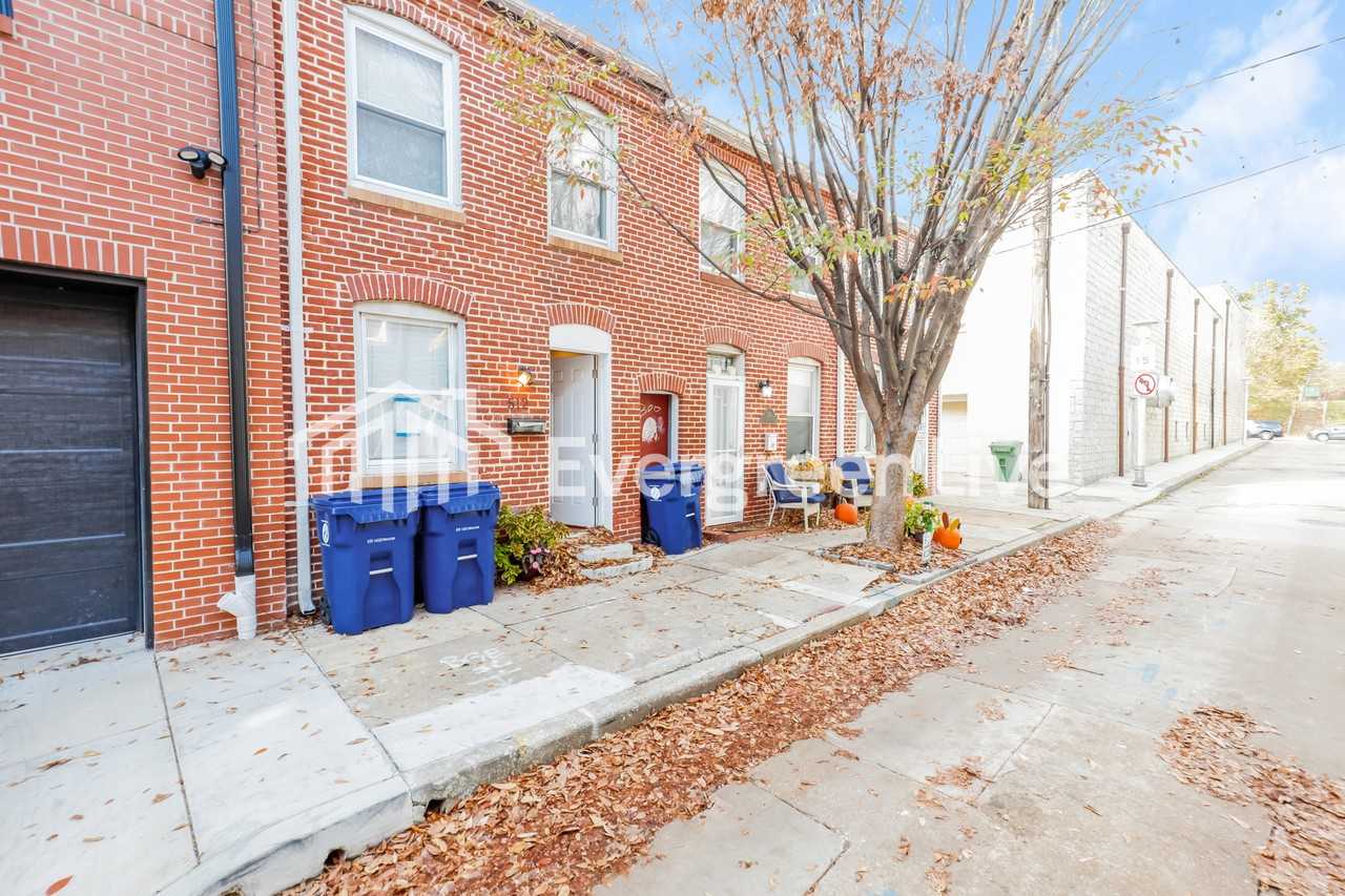 512 S Port St - Photo 6 of 14