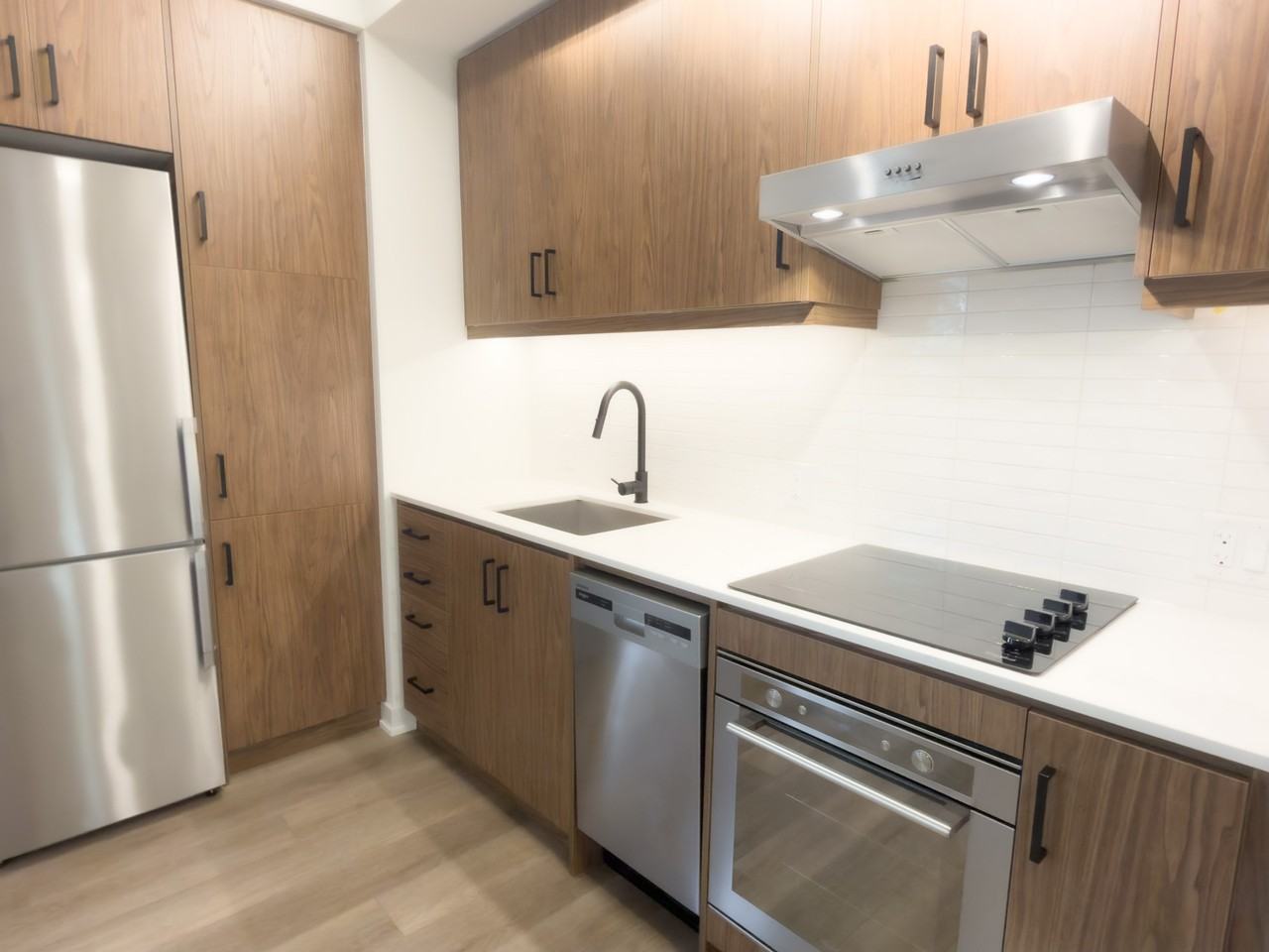 9 Tecumseth St #501 - Photo 3 of 36
