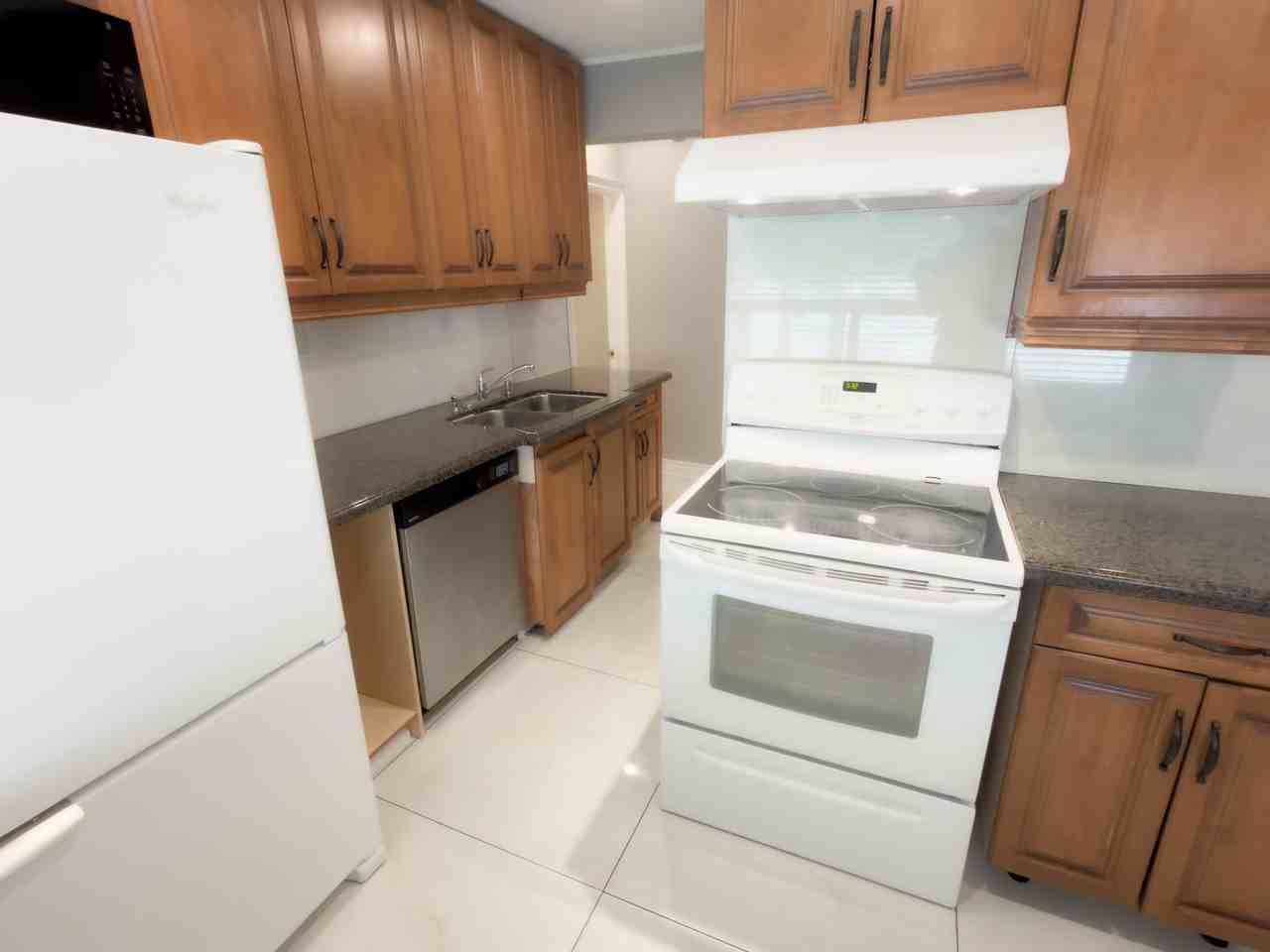 9 Albright Ave #MAIN - Photo 3 of 21