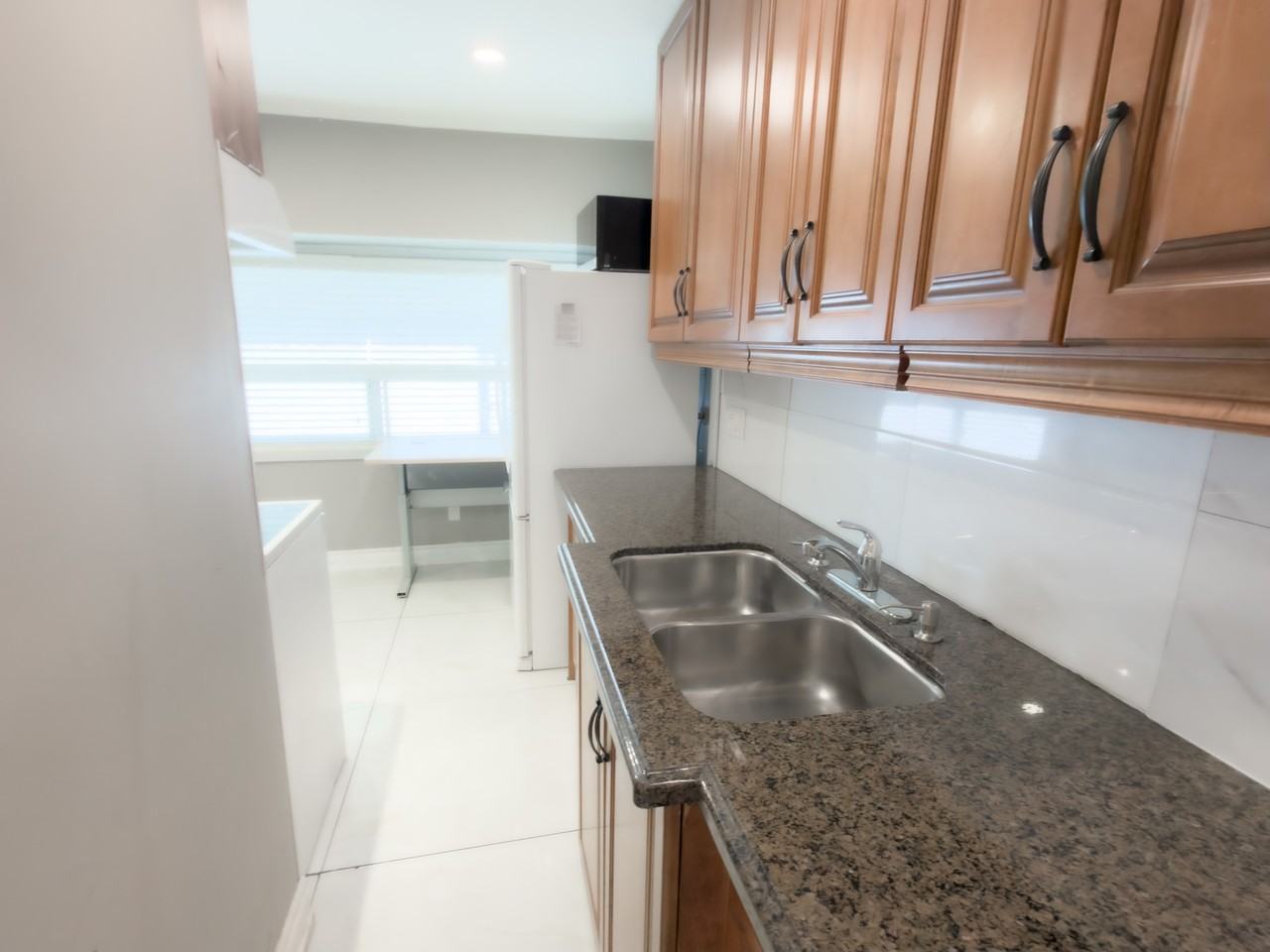 9 Albright Ave #MAIN - Photo 4 of 21