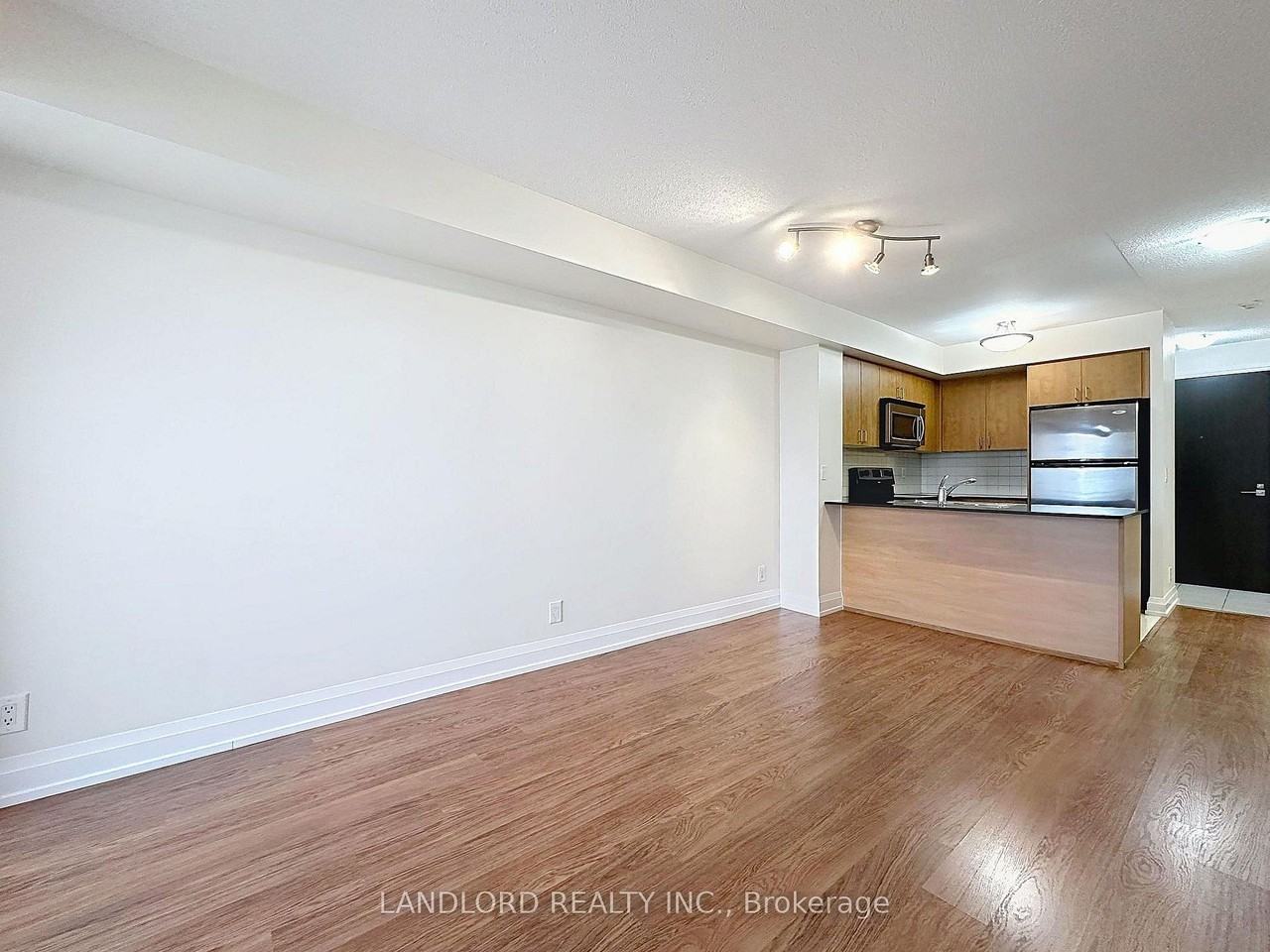 1070 Sheppard Ave W #801 - Photo 5 of 31