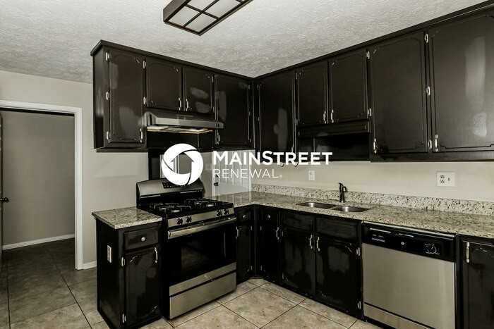 235 N Oakland Cir - Photo 7 of 21