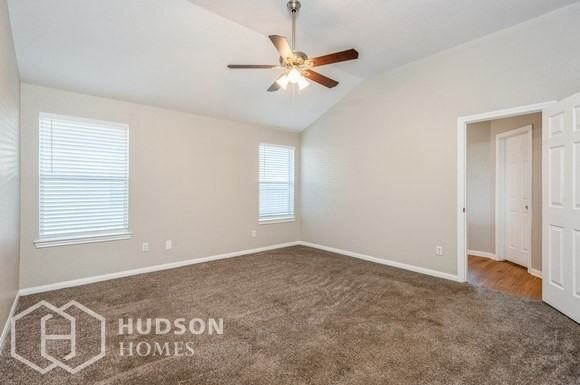 606 Moonwalk St - Photo 6 of 14