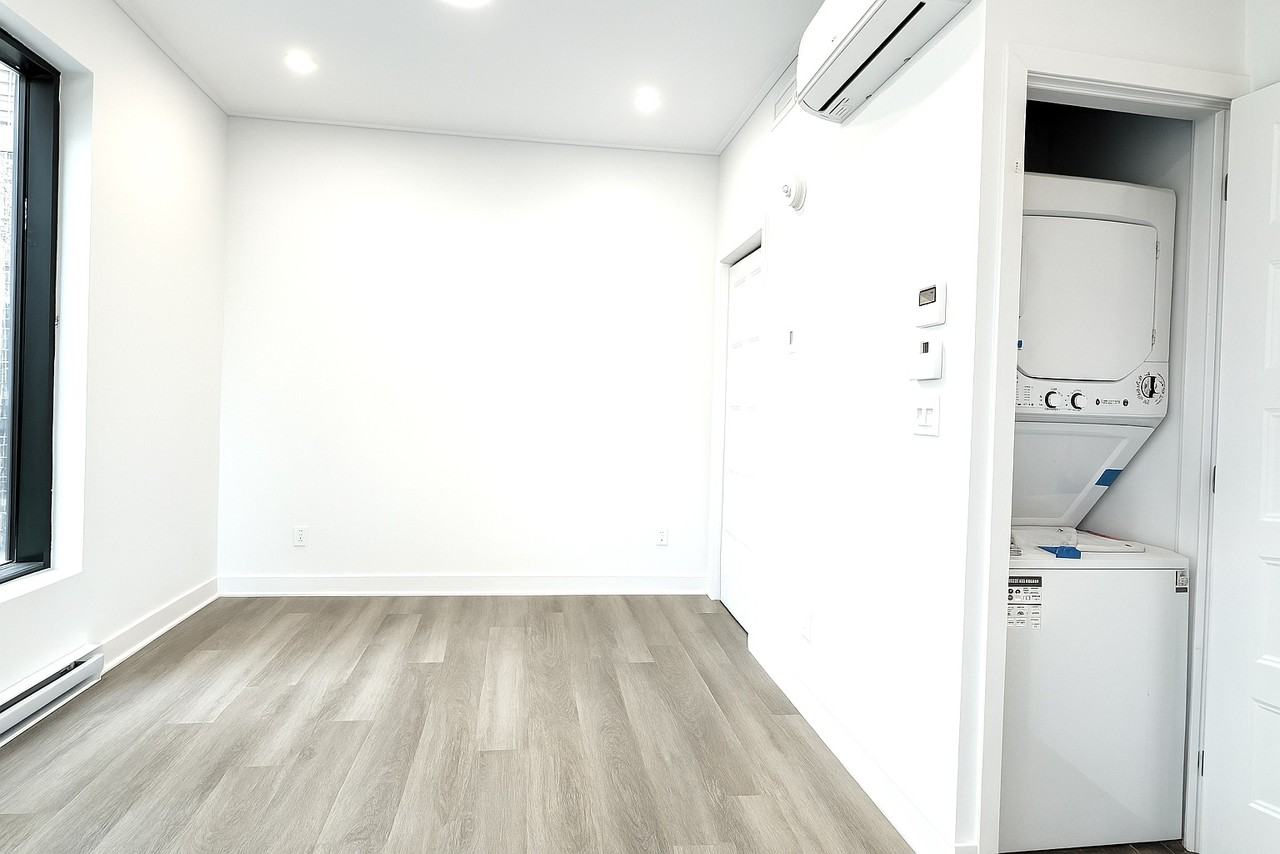 5153 Boul de Maisonneuve O - Photo 6 of 6
