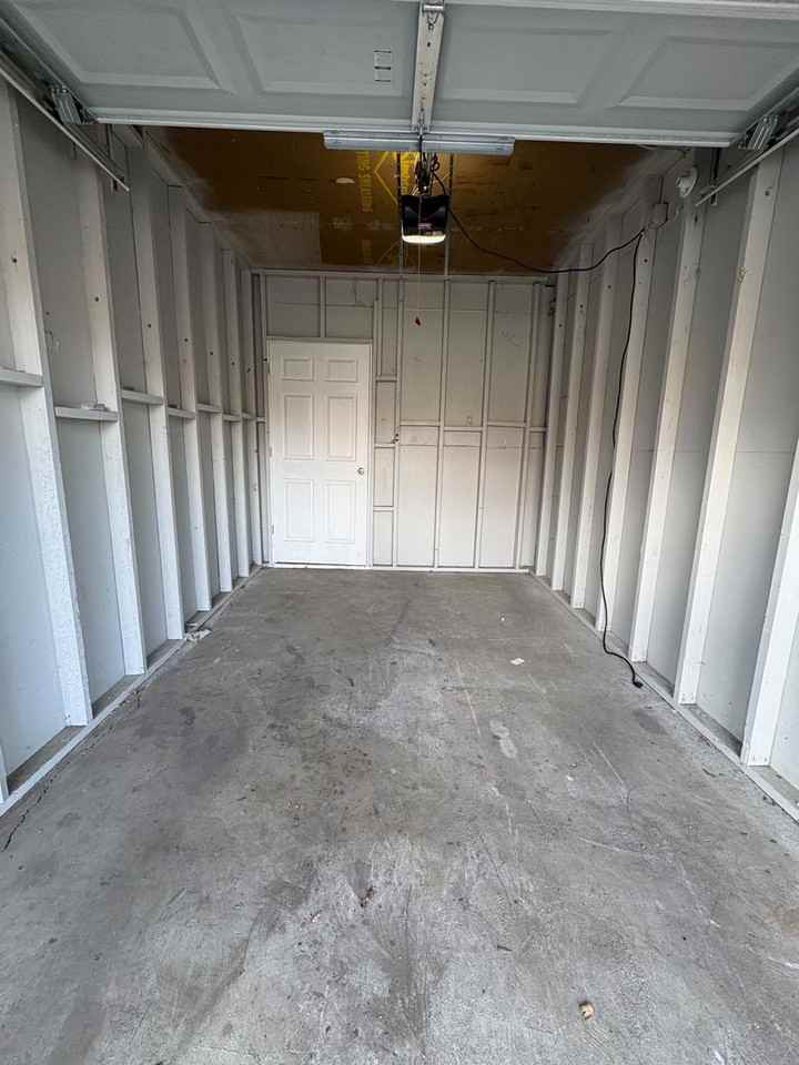 1475 Macon Street - Photo 3 of 15