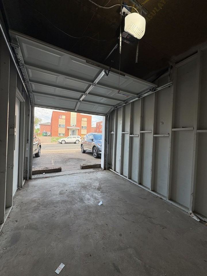 1475 Macon Street - Photo 5 of 15
