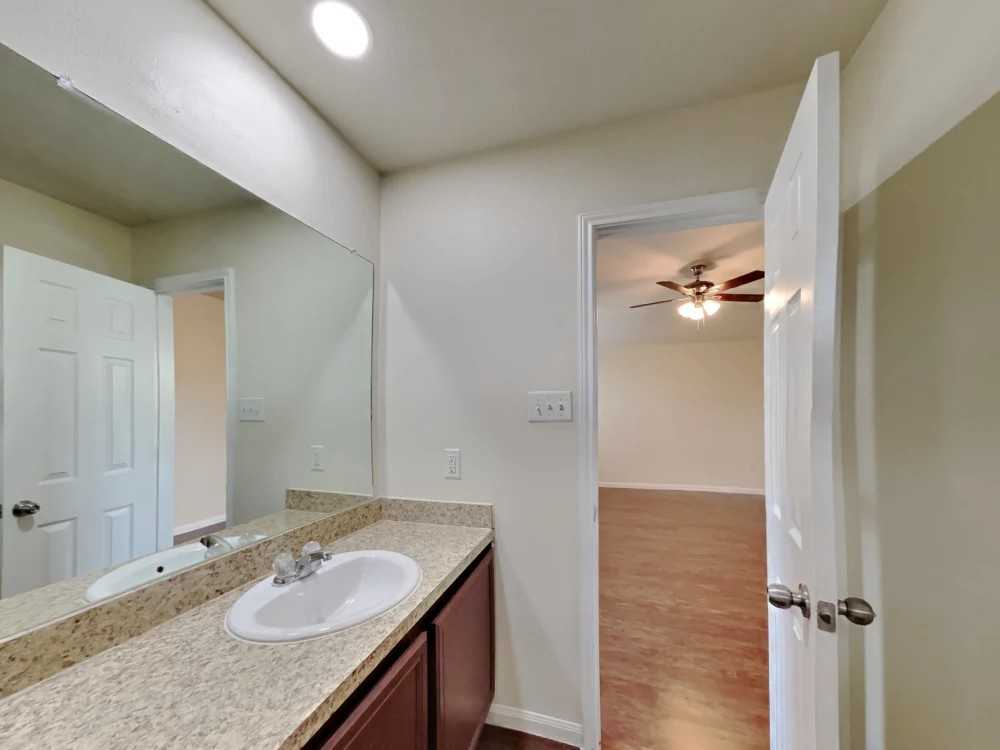 12623 Mountain Daisy Road - Photo 5 of 6