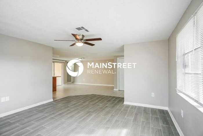 7021 Moravian Dr - Photo 2 of 16