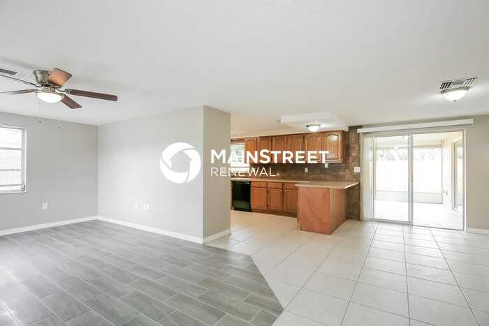 7021 Moravian Dr - Photo 3 of 16