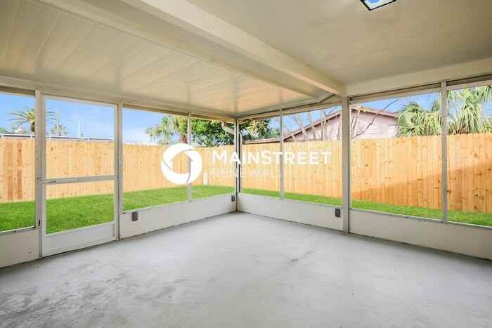 7021 Moravian Dr - Photo 7 of 16