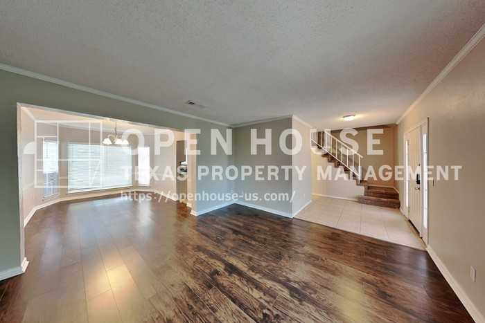 604 Ashby Pl - Photo 5 of 41