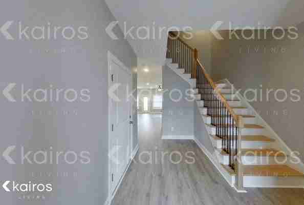 3717 Oak Leaf Way #C - Photo 2 of 20