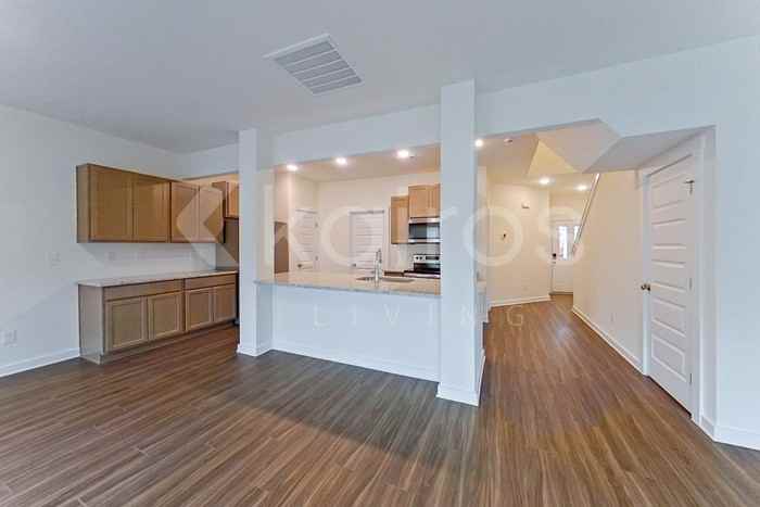 6104 Taramore Ln Nw - Photo 4 of 25