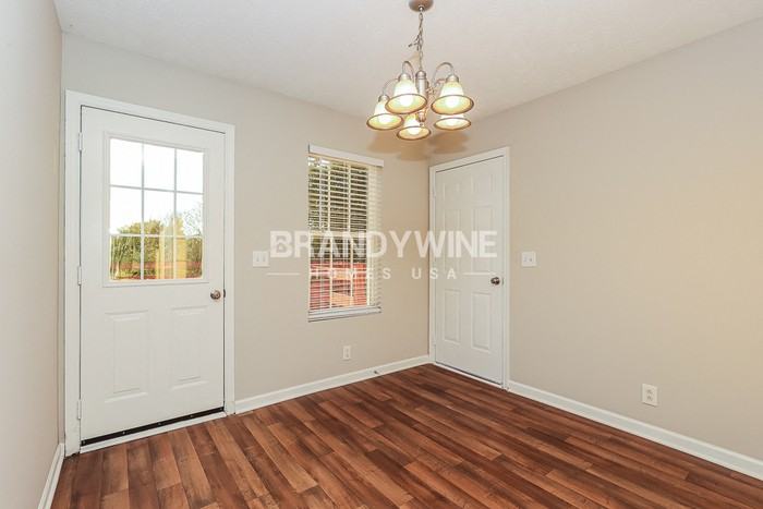 1777 Antebellum Dr - Photo 6 of 21