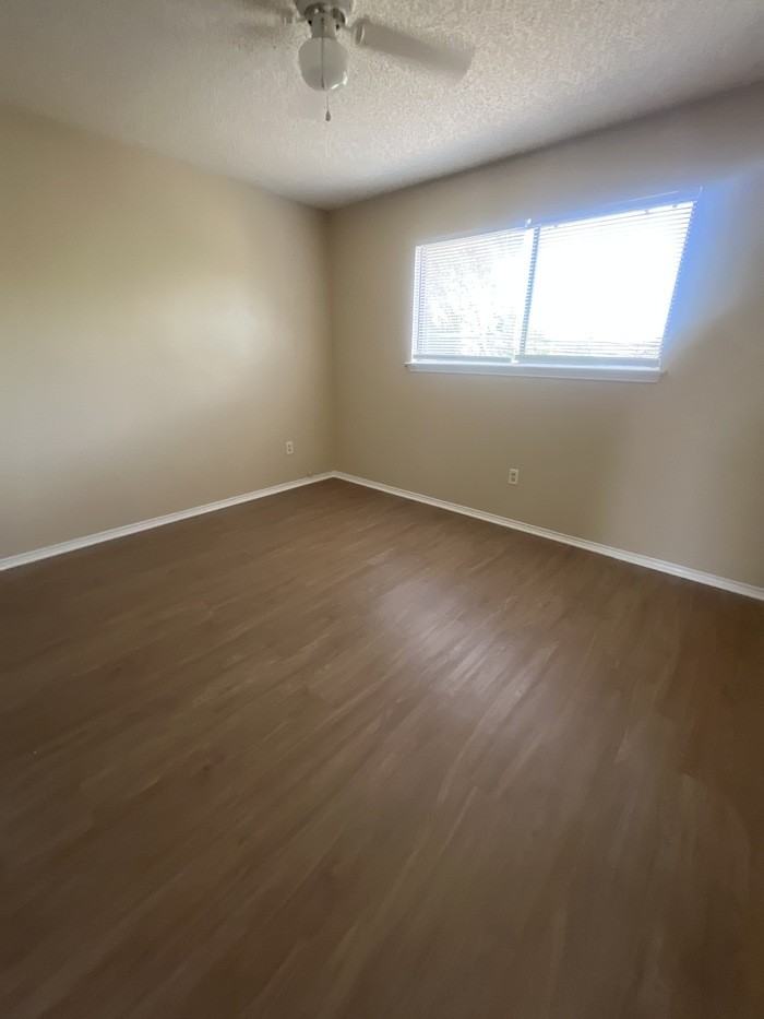 1403 Palmnold Cir E - Photo 5 of 5