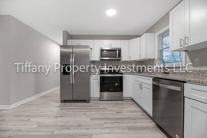 2331 Woodleaf Dr - Photo 5 of 24