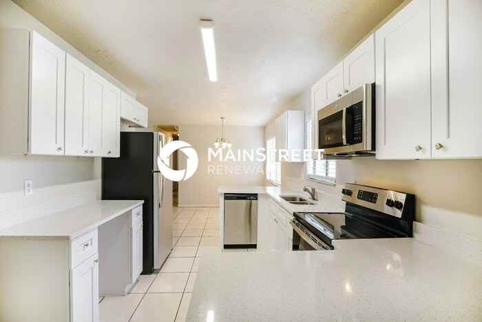 155 Westwood Dr - Photo 5 of 16