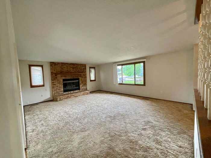 4808 N Franklin Ave - Photo 2 of 15