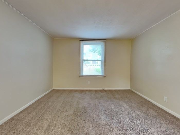 11199 Lantern Rd - Photo 4 of 24