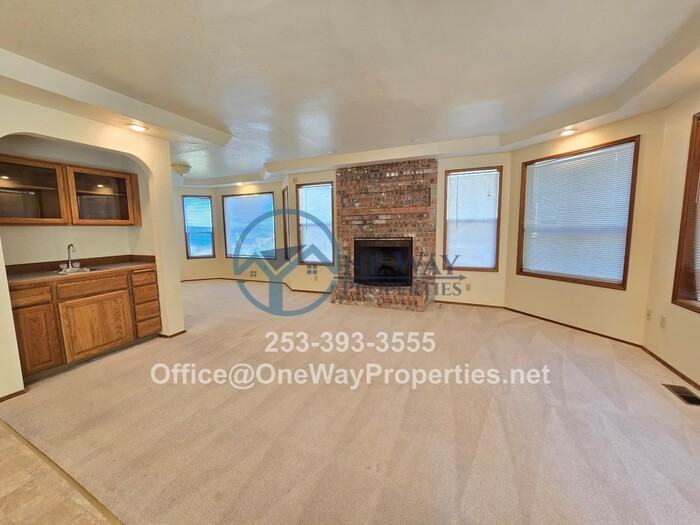 2855 Chambers Bay Dr - Photo 7 of 18