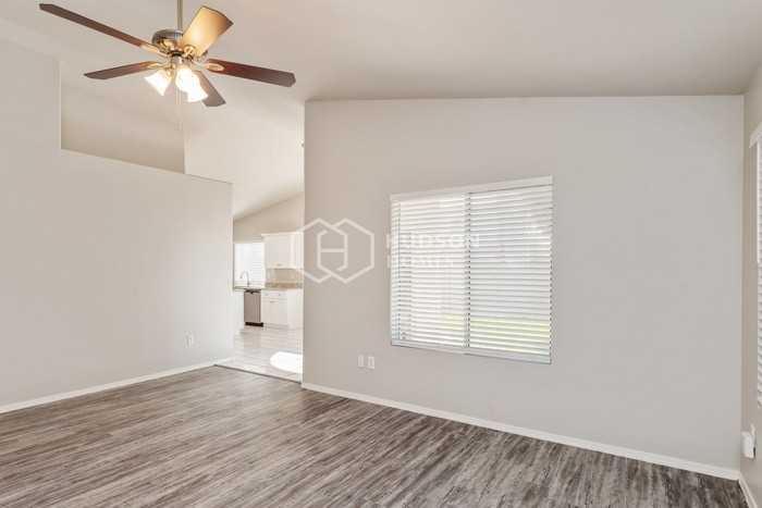 843 E Morelos St - Photo 5 of 24