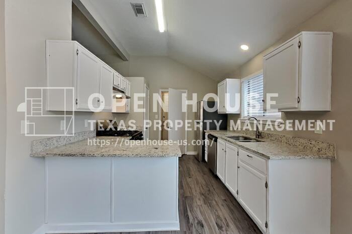 8155 Big Oak Trail Dr - Photo 6 of 20
