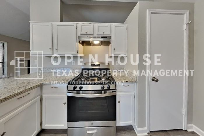 8155 Big Oak Trail Dr - Photo 7 of 20
