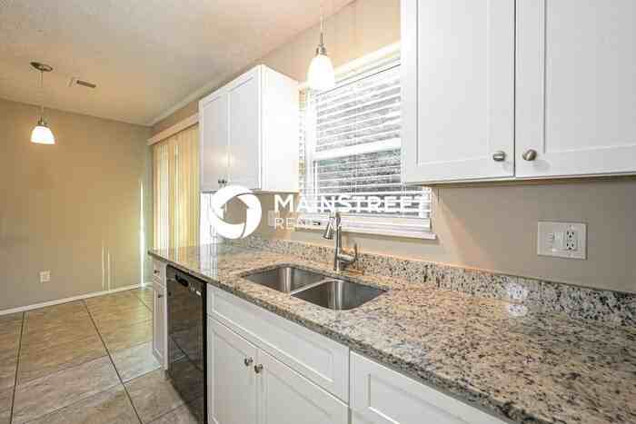 5248 Long Green Ln - Photo 5 of 20