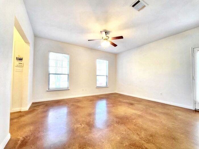 4615 Kind Way - Photo 4 of 19