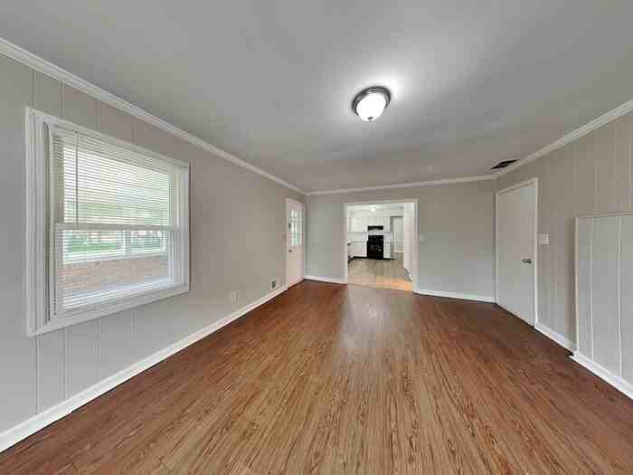 9580 E 192nd St - Photo 4 of 20