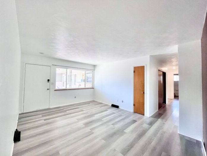 2428 Clearview Ave #2428 - Photo 5 of 16