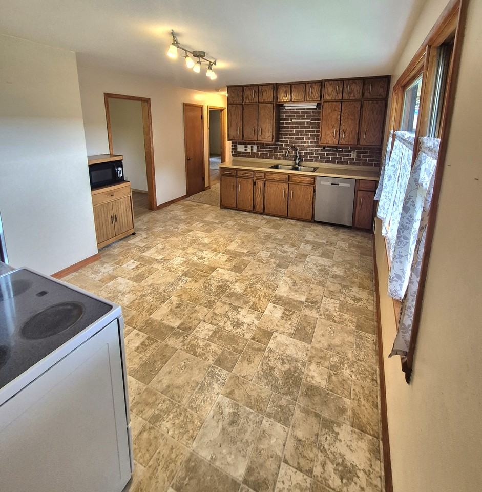 38 1st St N #NA - Photo 5 of 13