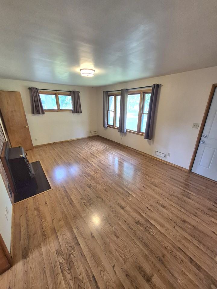 38 1st St N #NA - Photo 7 of 13