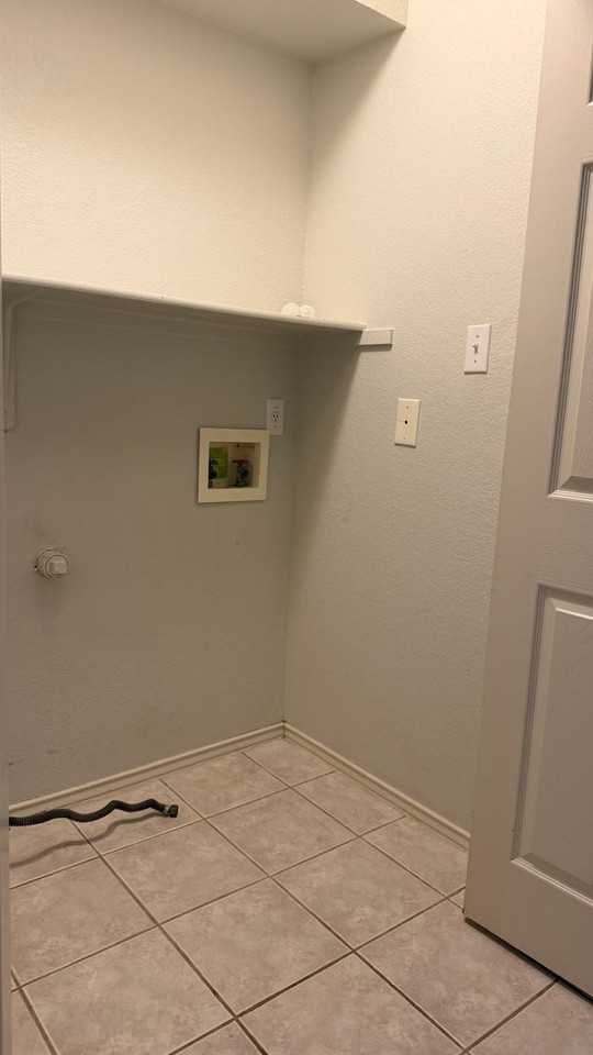 17338 Tobermory Dr - Photo 3 of 30
