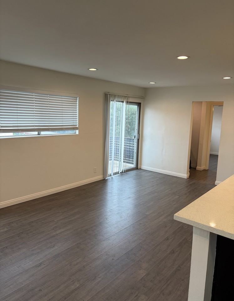 278 E Washington Blvd #1305-06 - Photo 4 of 15