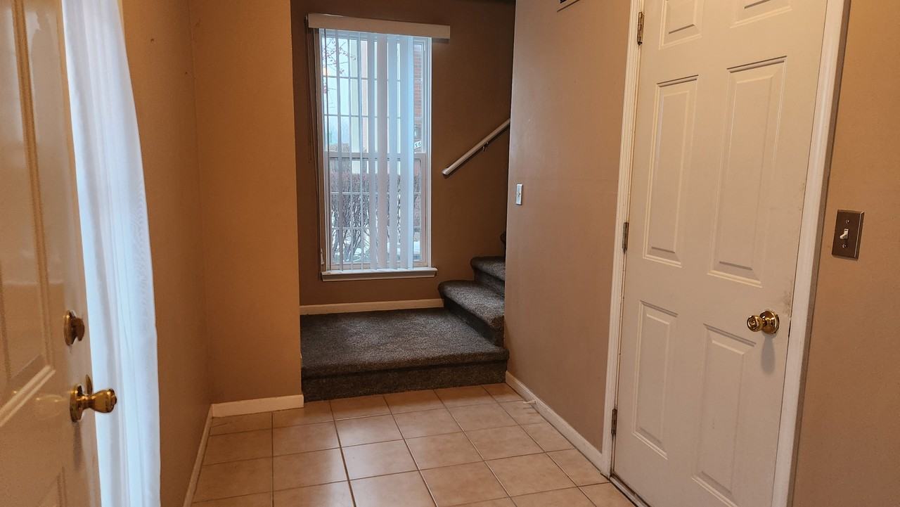 1932 Flagstone Cir - Photo 3 of 29