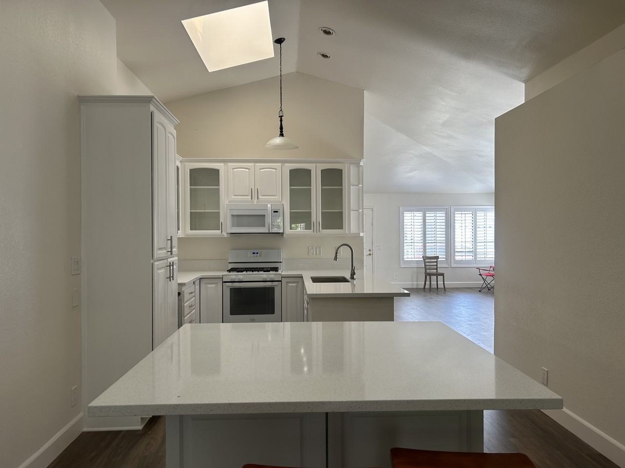 2034 Riverbirch Dr #NA - Photo 2 of 16