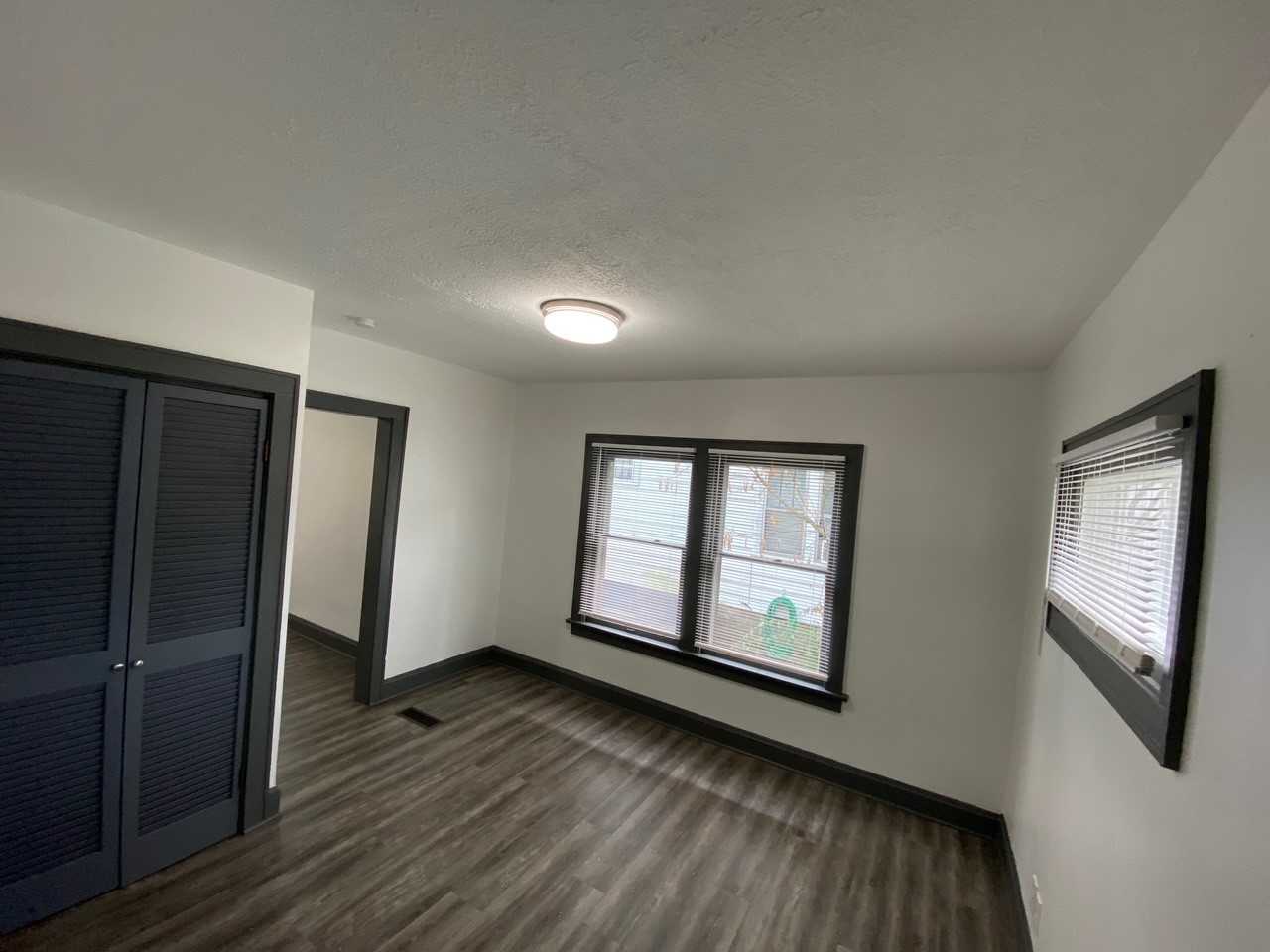 293 N Burgess Ave #NA - Photo 4 of 8