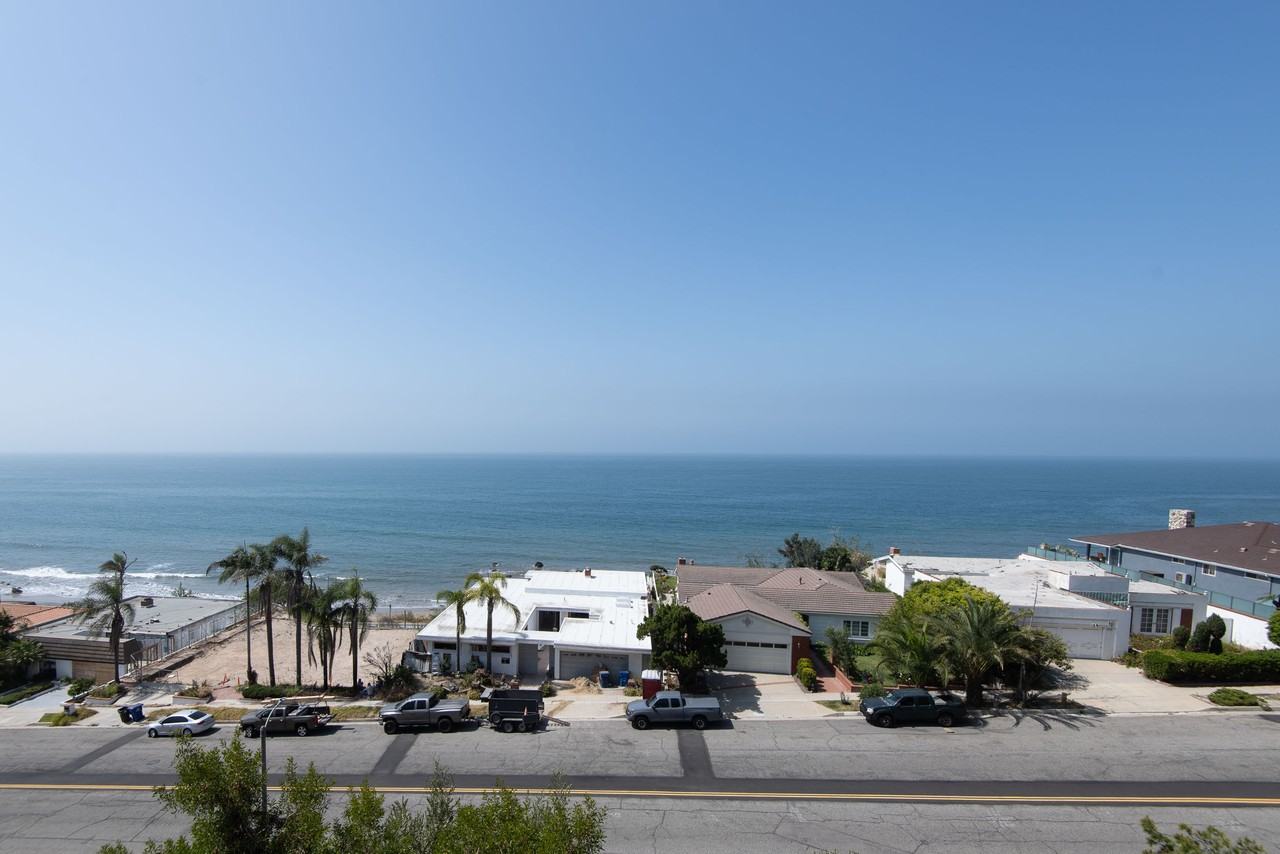 18063 Coastline Dr #3 - Photo 2 of 26