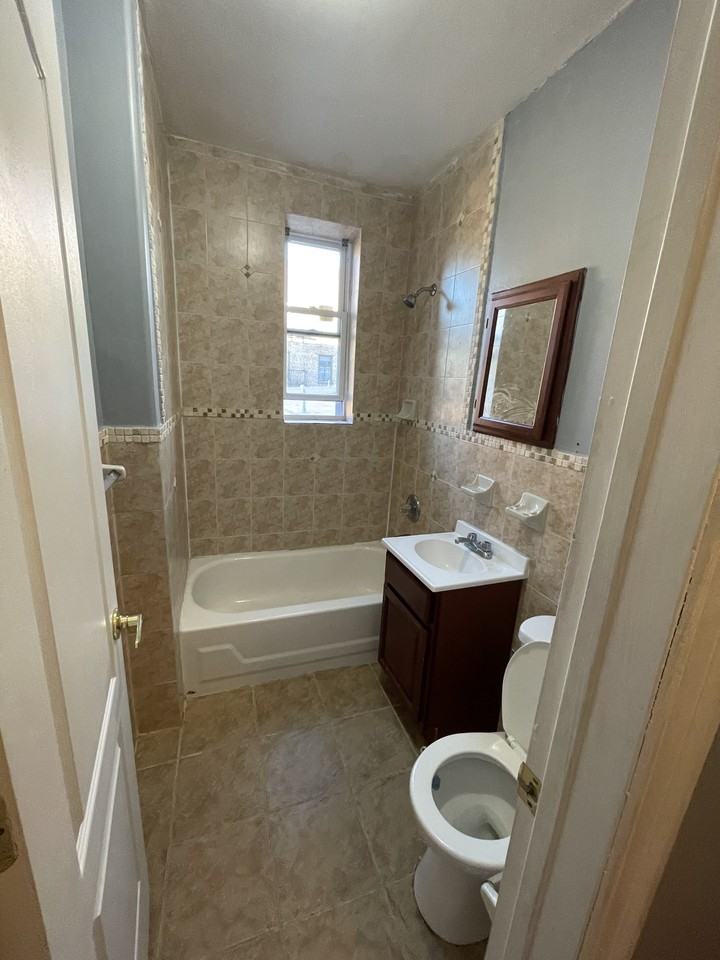 4521 Cottage Pl #C2 - Photo 6 of 8