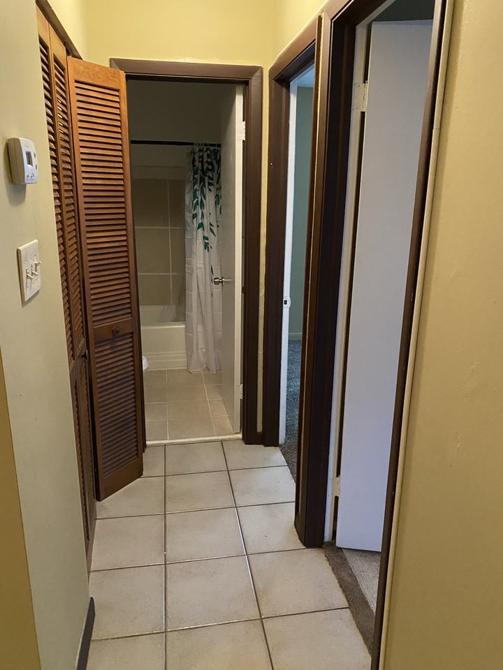 811 32nd St #NA - Photo 7 of 14