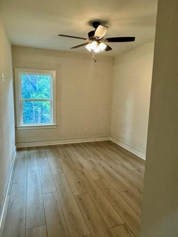 362 Cloverdale Blvd #362 - Photo 3 of 9