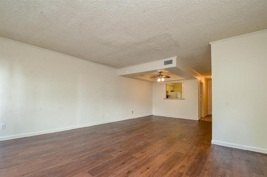 1211 Miramar St #1 - Photo 7 of 21