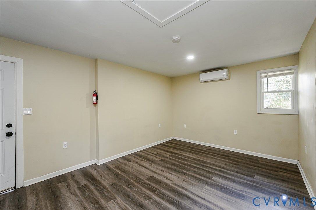 2010 Walton St #NA - Photo 4 of 14