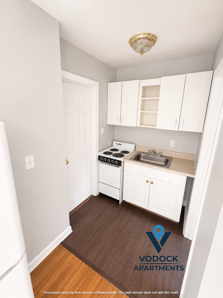 274 S Marshall St #274A - Photo 4 of 9