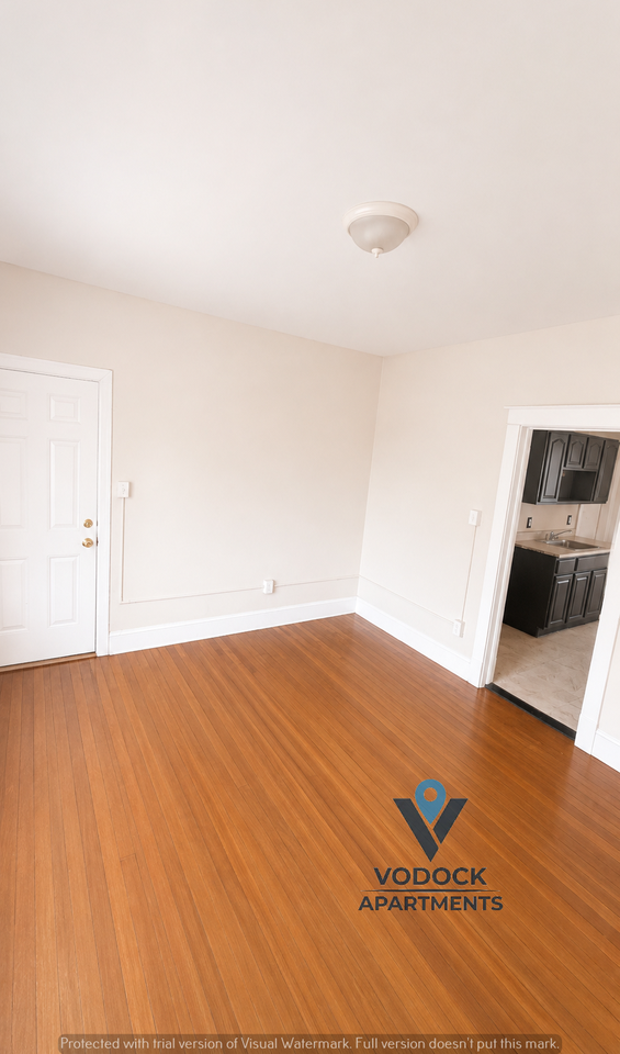 905 Park St #C2 - Photo 5 of 9