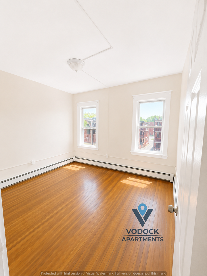 905 Park St #C1 - Photo 5 of 9